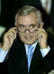 POLITIQUE-20041209.jpg