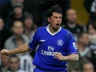 08012005_chalseasaypresentforcup.jpg